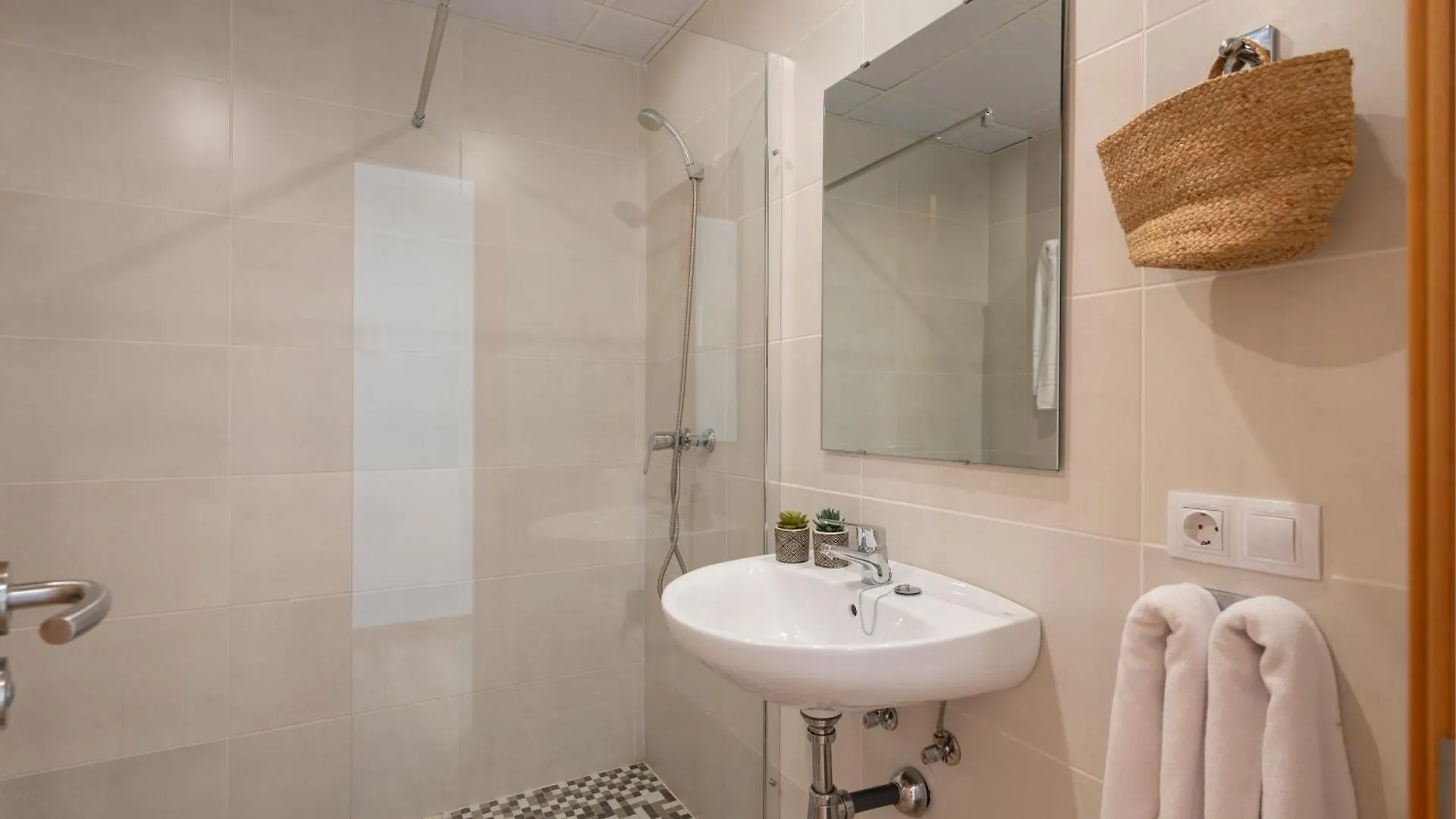 Villa Real Club Apartments Camp De Mar Spain